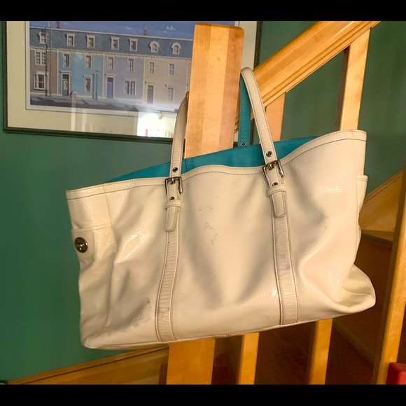 Coach purse - Picture 2 of 15